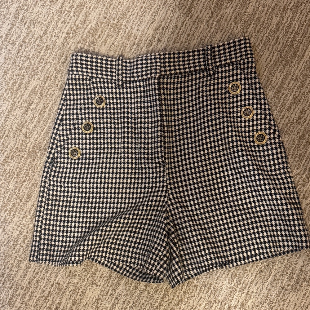 Zara Black and White Houndstooth High Waist Shorts
